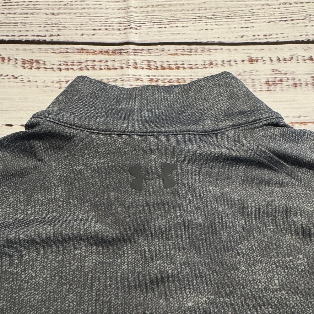 Under Armour 1/2 Half Zip Long Sleeve Gray Pullover Men's Size Medium‎